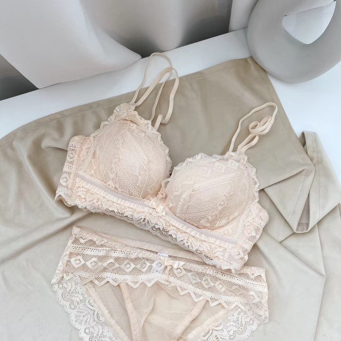 【即納】push-up ivory simple bra set（6）